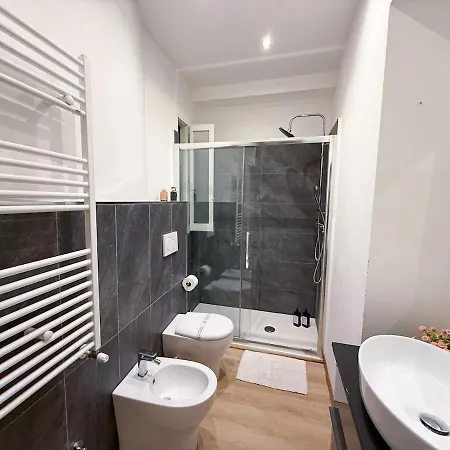 Luxury Penthouse - 5 Min To Duomo 2 Apartamento